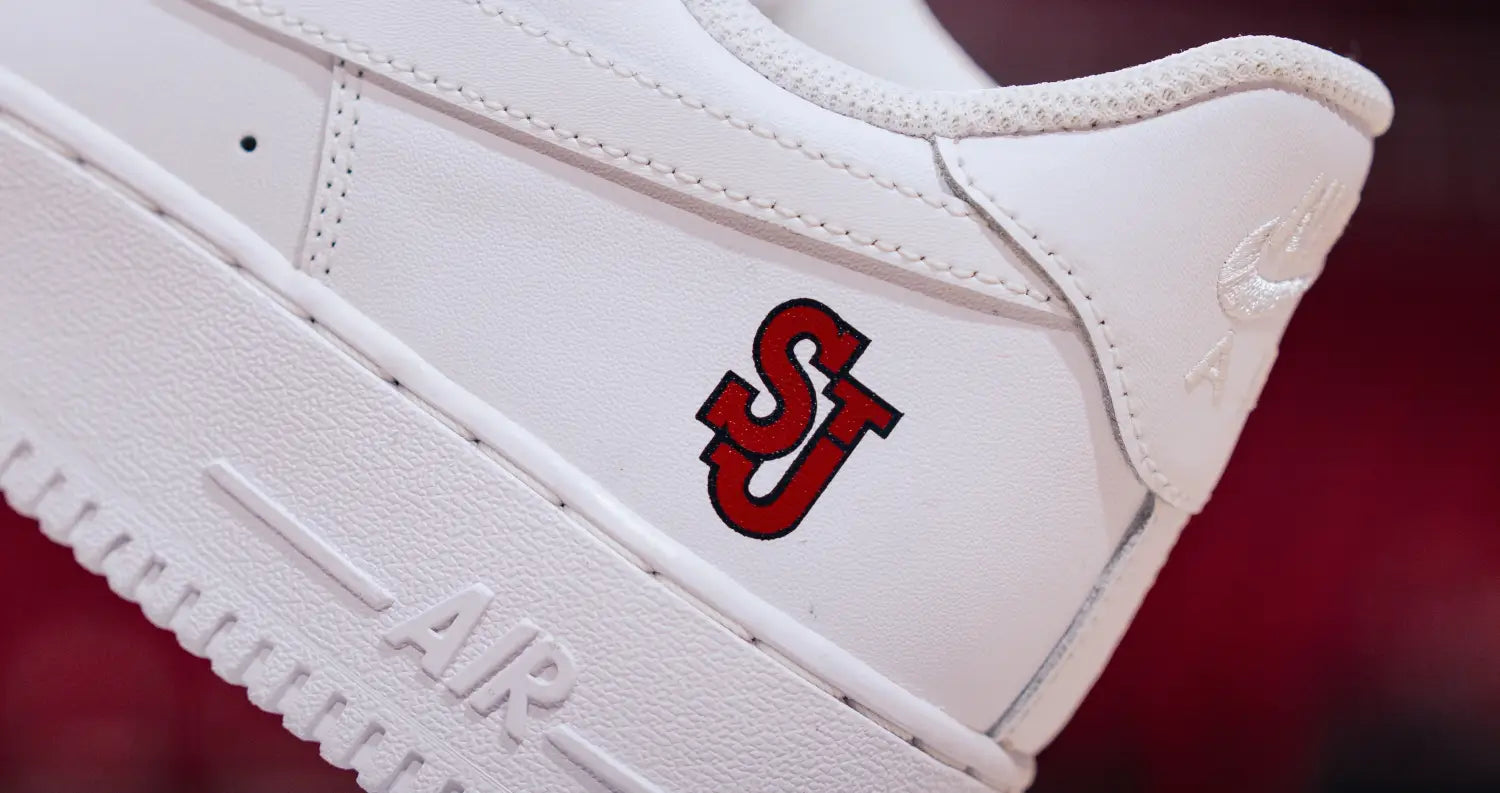 St. John’s Basketball x Stadium Custom Kicks: Una temporada para recordar: una zapatilla que cautivó