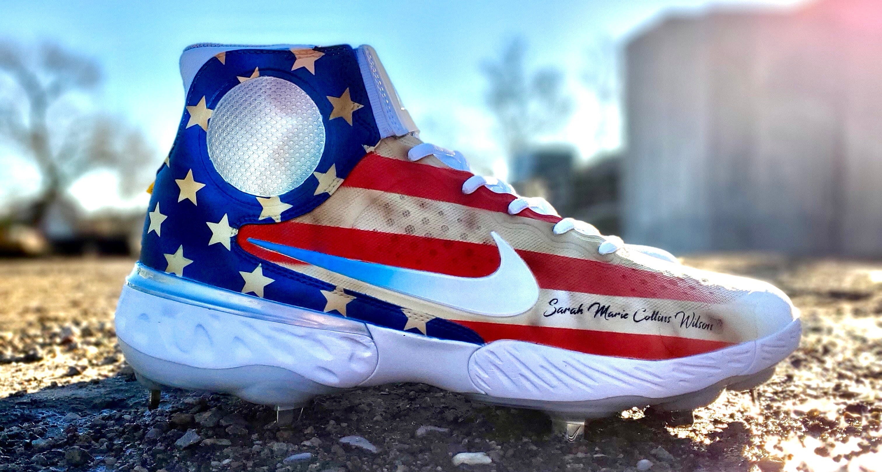 Nike アメリカ国旗デザイン スパイクシューズ スタジアムカスタムキック – Stadium Custom Kicks